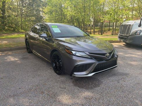 Used 2024 Toyota Camry XSE image 7