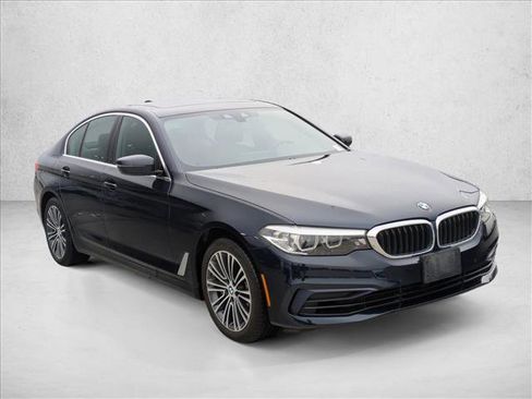 Used 2020 BMW 540i xDrive w/ Convenience Package image 3