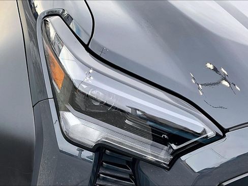 Used 2025 Toyota Tacoma 4x4 Double Cab Hybrid image 30