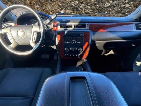 Used 2012 Chevrolet Suburban LS w/ Convenience Package 1 image 13