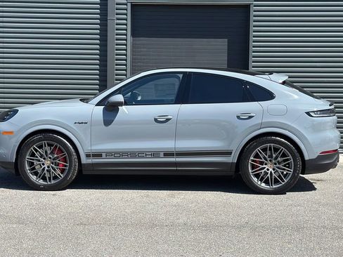 New 2026 Porsche Cayenne S AWD/4WD image 2