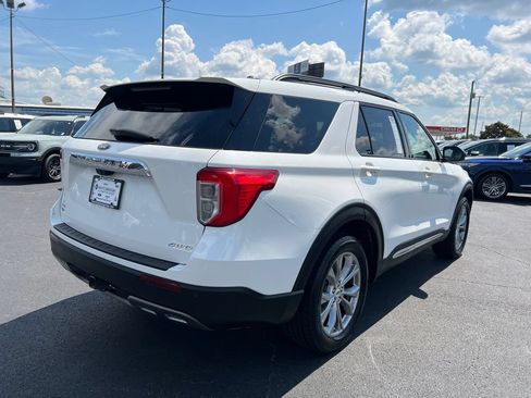 Certified 2022 Ford Explorer XLT w/ Equipment Group 202A AWD/4WD image 7