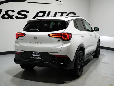 Used 2024 Buick Encore GX Sport Touring w/ Comfort Package image 8