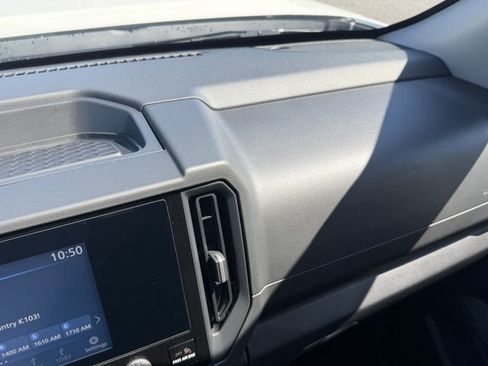 Used 2020 Nissan Sentra SV FWD image 3