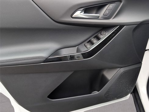 New 2026 Chevrolet Equinox LT w/ LPO, Floor Liner Package image 32