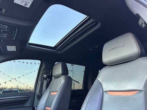 Used 2024 GMC Sierra 2500 AT4 w/ AT4 Premium Plus Package image 23