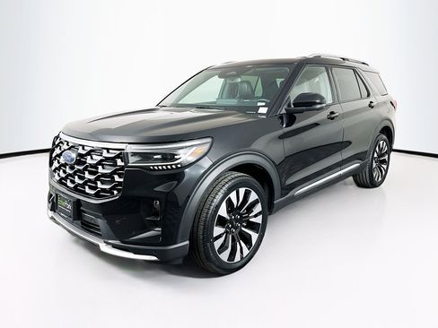 Used 2025 Ford Explorer Platinum w/ LUX Leather Package image 3