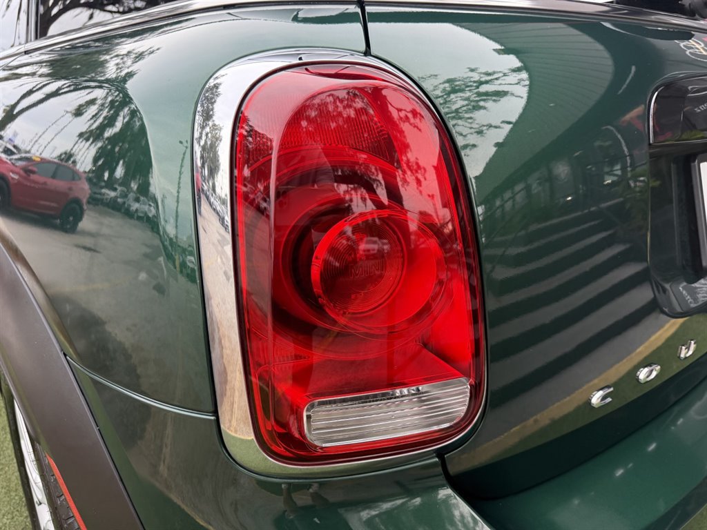 Used 2018 MINI Cooper Countryman S FWD image 11