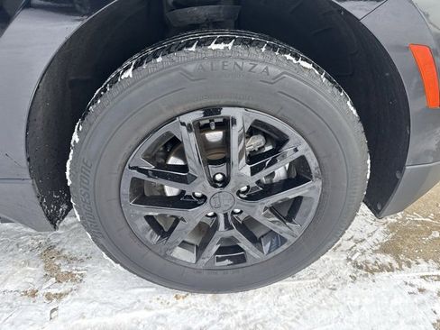 Used 2024 Chevrolet Equinox LT image 12