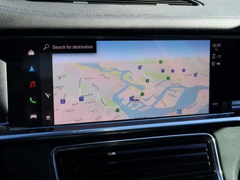 Certified 2022 Porsche Panamera Platinum Edition image 18