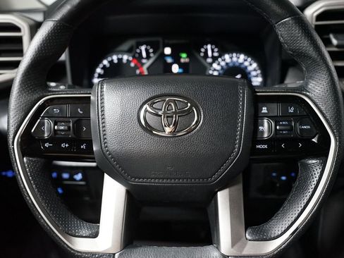 Used 2022 Toyota Tundra SR5 w/ SR5 Premium Package image 13