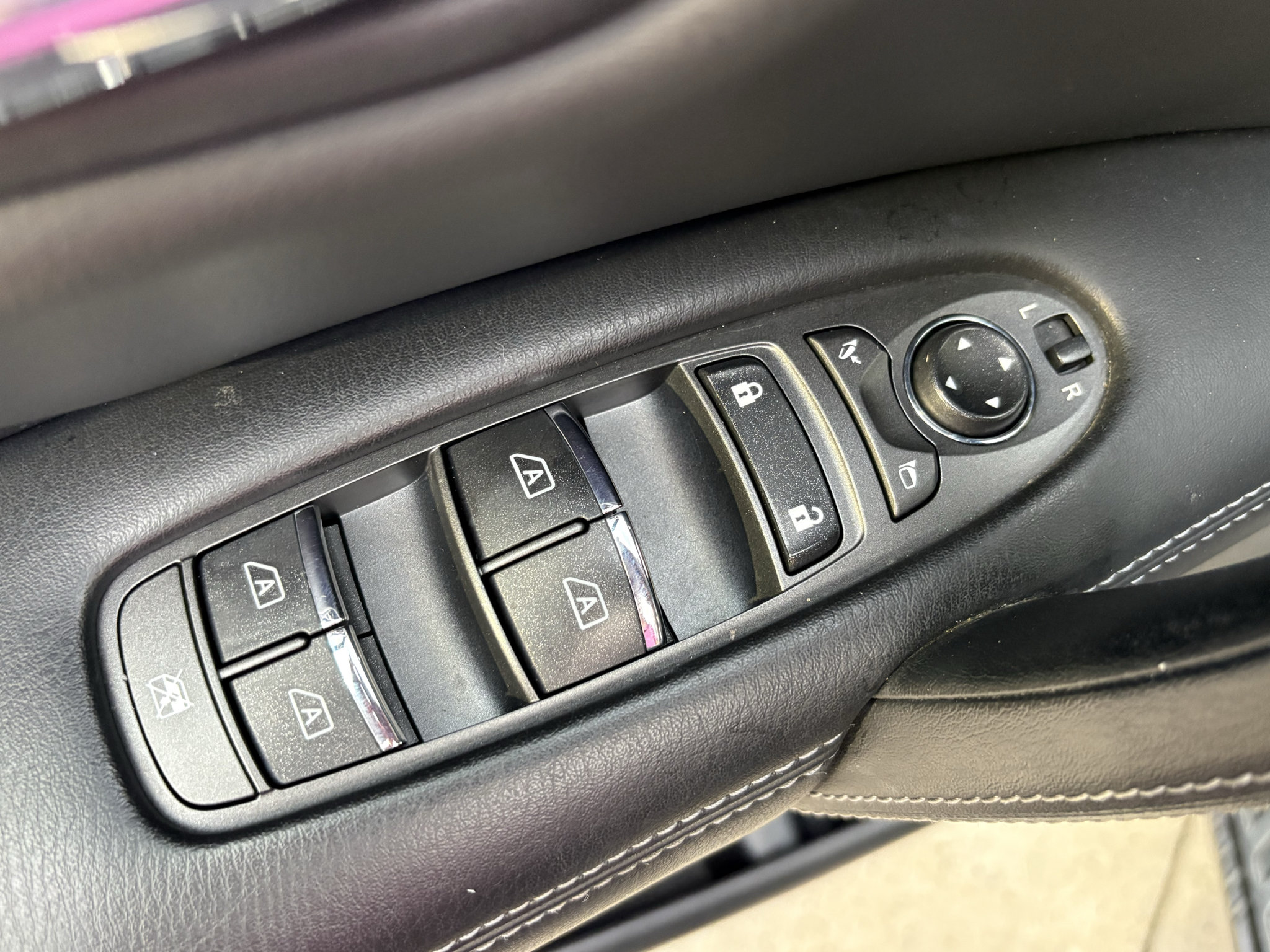 Used 2022 INFINITI QX80 Luxe RWD image 9