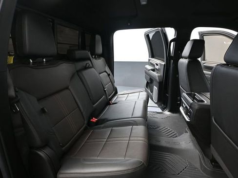 Used 2024 Chevrolet Silverado 3500 High Country w/ Technology Package image 52