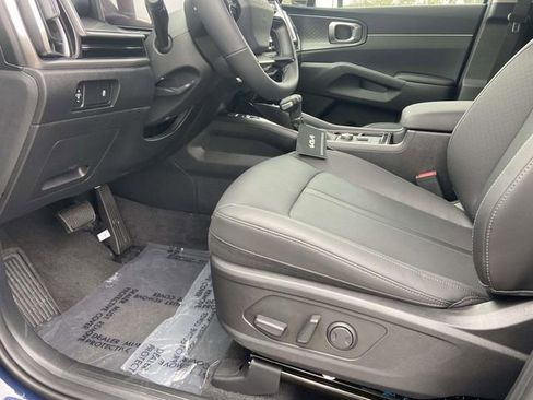 New 2026 Kia Sorento S FWD image 10