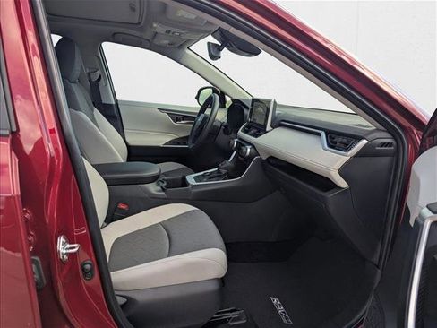 Certified 2025 Toyota RAV4 XLE image 19