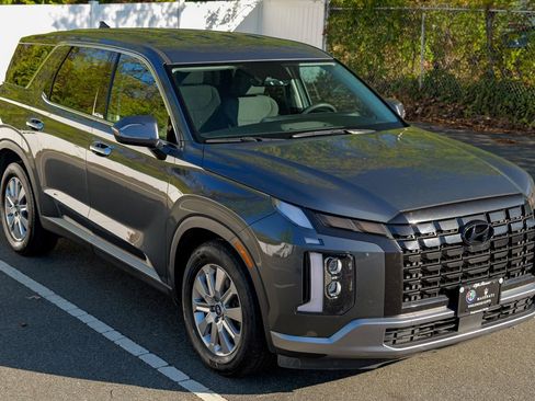 Used 2023 Hyundai Palisade SE AWD/4WD image 10