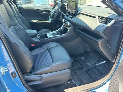 Used 2025 Toyota RAV4 XSE w/ Advanced Technology Package AWD/4WD image 10
