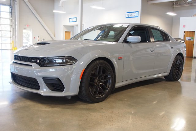 Used 2022 Dodge Charger Scat Pack RWD image 3
