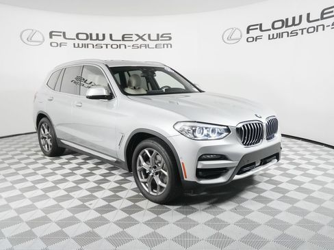 Used 2021 BMW X3 xDrive30i w/ Premium Package AWD/4WD image 3