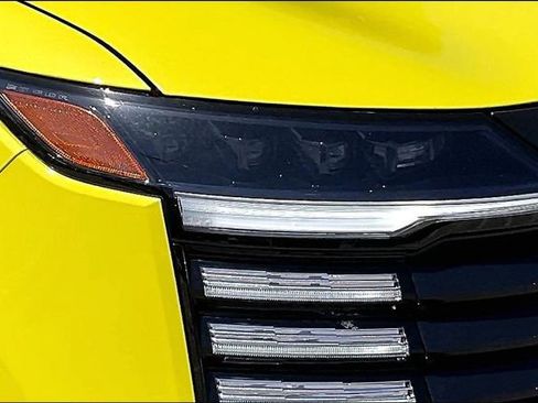 Certified 2025 Nissan Kicks SR w/ Interior Electronics Package FWD image 27