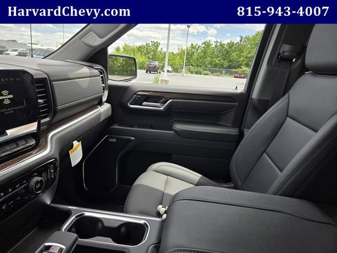 Certified 2026 Chevrolet Silverado 1500 LT Trail Boss w/ LT Trail Boss Premium Package AWD/4WD image 14