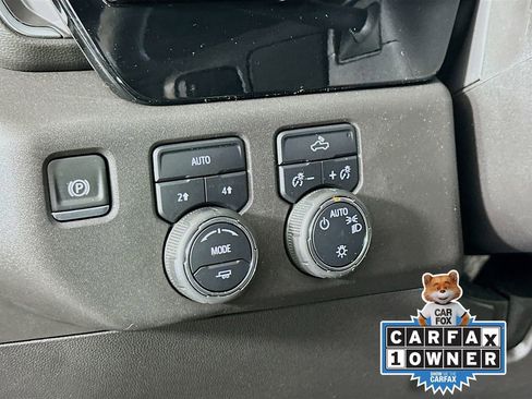 Used 2024 Chevrolet Silverado 1500 LT AWD/4WD image 11