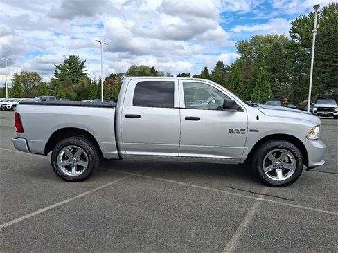 Used 2017 RAM 1500 Express image 7
