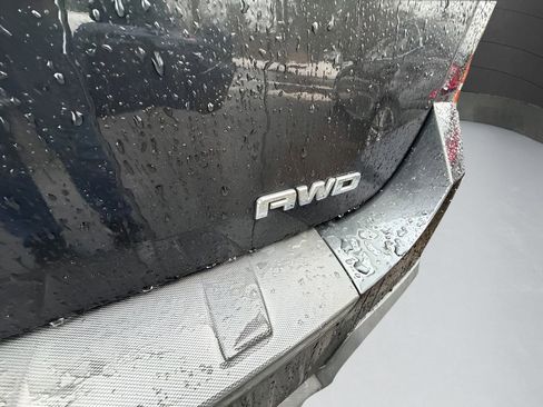 Used 2013 GMC Terrain SLE w/ Chrome and Technology Package AWD/4WD image 30