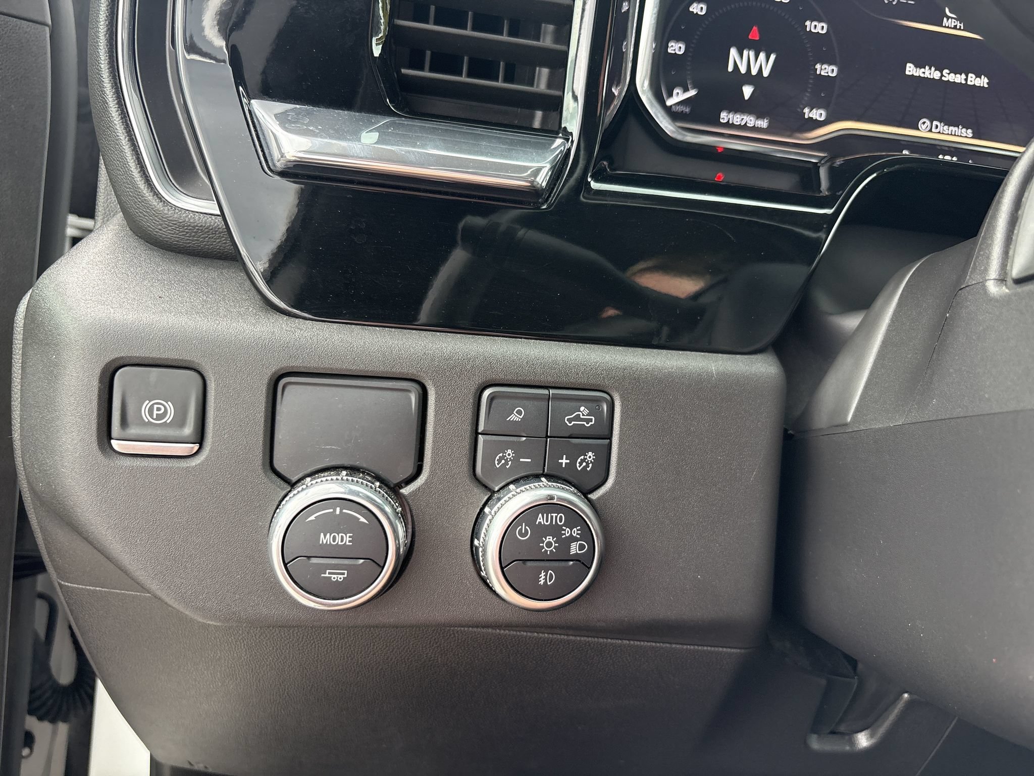Used 2025 GMC Sierra 1500 SLT RWD image 13