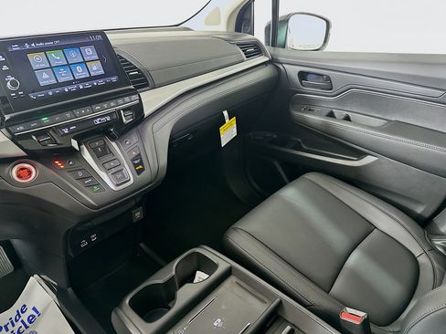 New 2026 Honda Odyssey EX-L image 21