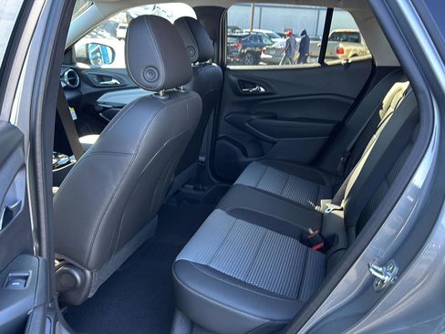 New 2026 Chevrolet Trax LT w/ Driver Confidence Package image 9