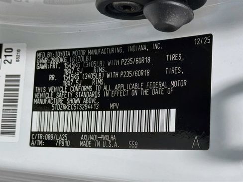 Certified 2026 Toyota Sienna Limited FWD image 25
