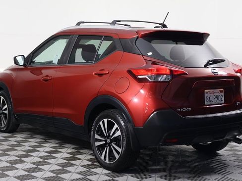 Used 2018 Nissan Kicks SV w/ Interior Electronics Package image 6