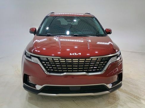 Used 2024 Kia Carnival SX image 2