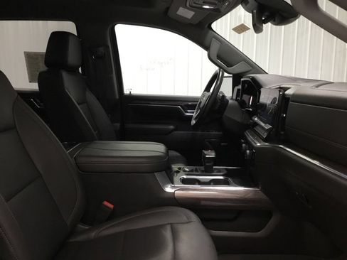 Used 2023 Chevrolet Silverado 1500 LTZ w/ LTZ Convenience Package II AWD/4WD image 21