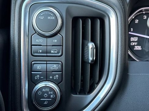 Used 2020 GMC Sierra 1500 SLT w/ SLT Premium Package AWD/4WD image 43