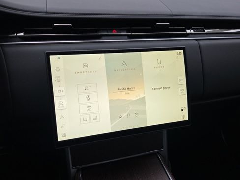 New 2026 Land Rover Range Rover SE image 25