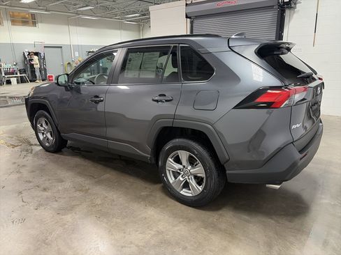 Used 2024 Toyota RAV4 XLE FWD image 5