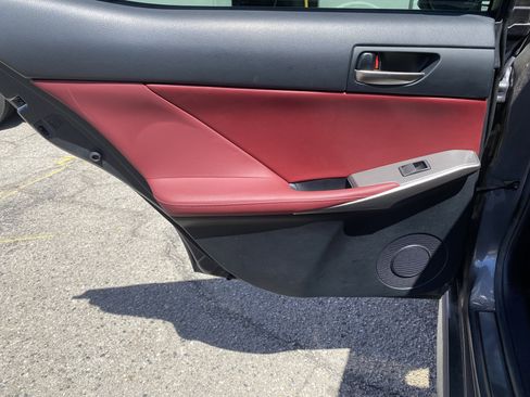 Used 2018 Lexus IS 300 F Sport image 19