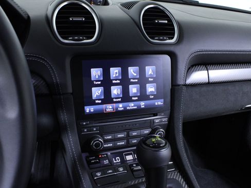 Used 2023 Porsche 718 Cayman GT4 RS image 32