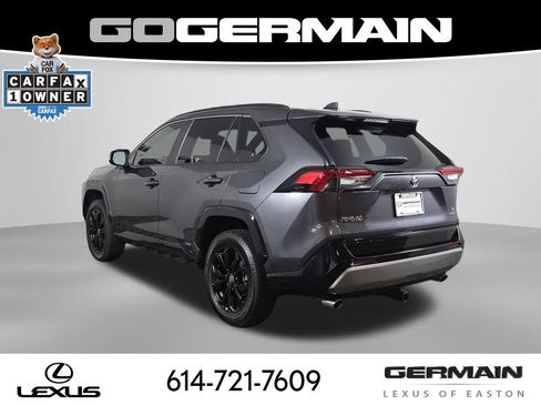Used 2022 Toyota RAV4 SE w/ Convenience Package AWD/4WD image 9
