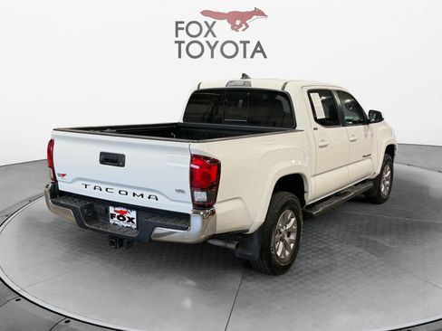 Used 2018 Toyota Tacoma SR5 AWD/4WD image 6