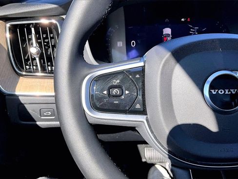 Certified 2026 Volvo XC60 B5 Plus w/ Protection Package Premier image 11