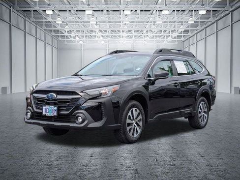 Certified 2025 Subaru Outback AWD/4WD image 9