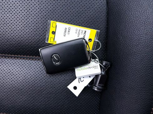 Certified 2021 MAZDA CX-5 Grand Touring w/ GT Premium Package image 40