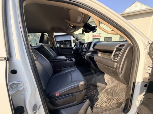 Used 2019 RAM 2500 Tradesman w/ Safety Group AWD/4WD image 72