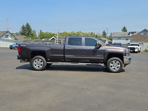 Used 2015 Chevrolet Silverado 3500 LTZ w/ Duramax Plus Package AWD/4WD image 7