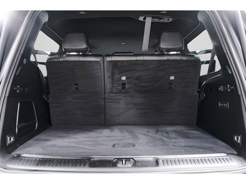 Used 2025 Jeep Wagoneer Series II w/ 8-Passenger Seating Package image 43