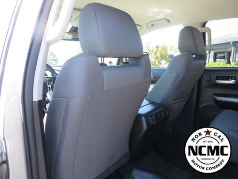 Used 2018 Toyota Tundra SR5 w/ SR5 Upgrade Package AWD/4WD image 47