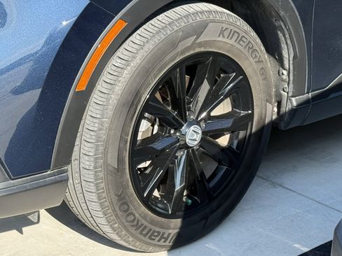 Used 2024 Honda CR-V EX image 4